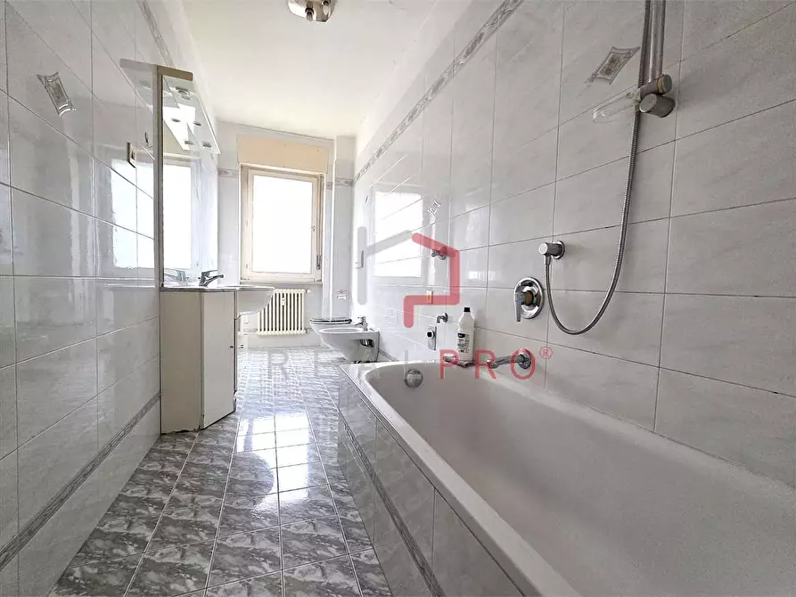 Immagine 9 di Quadrilocale in vendita  in Via Visitazione a Bolzano