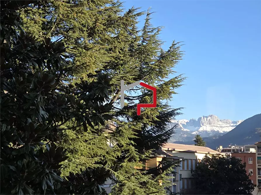 Immagine 19 di Quadrilocale in vendita  in Via Manci a Bolzano
