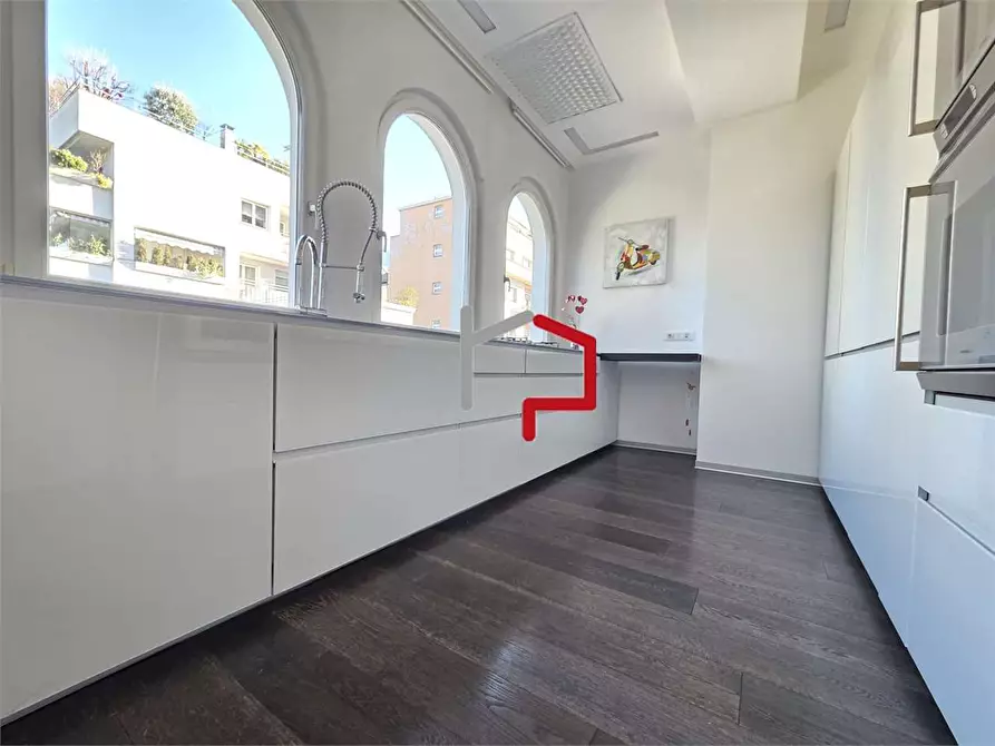 Immagine 4 di Quadrilocale in vendita  in Via Manci a Bolzano