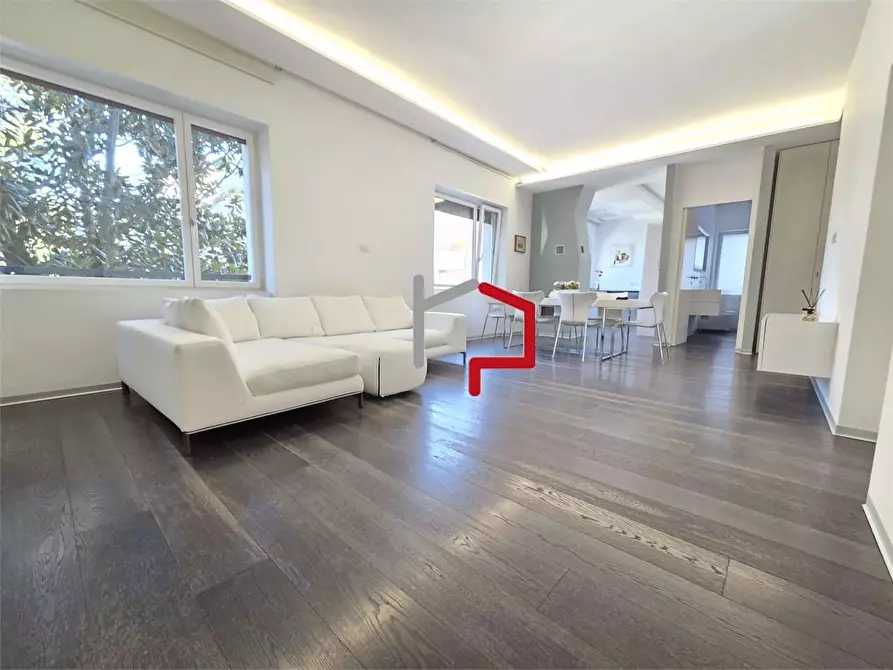 Immagine 3 di Quadrilocale in vendita  in Via Manci a Bolzano