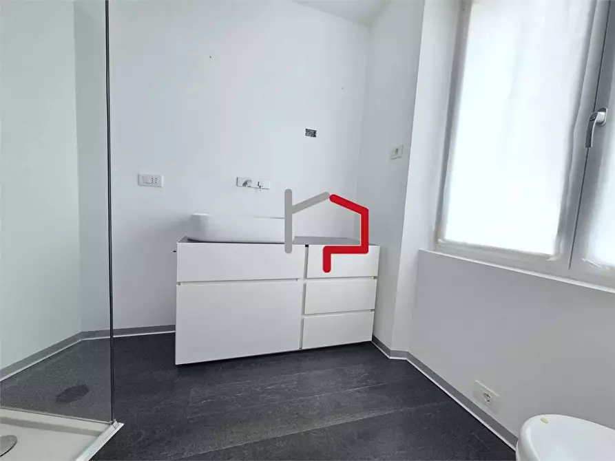 Immagine 16 di Quadrilocale in vendita  in Via Manci a Bolzano