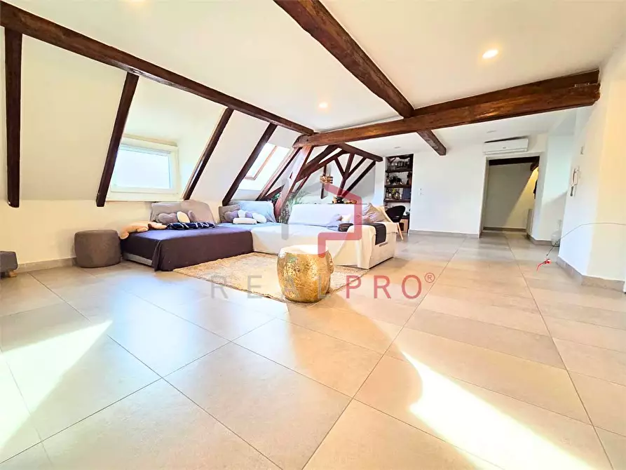 Immagine 1 di Attico in vendita  in via Renon  a Bolzano