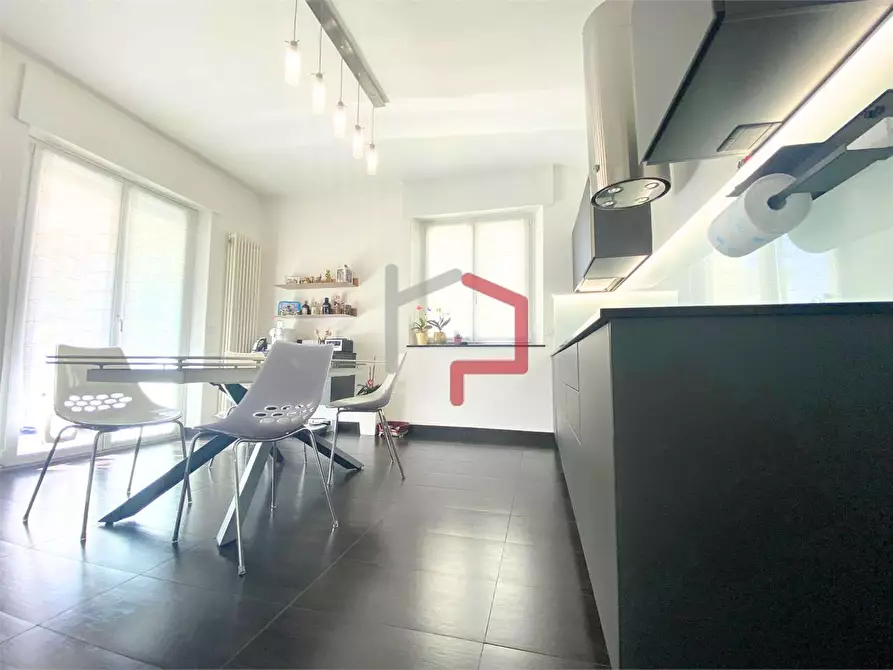 Immagine 4 di Quadrilocale in vendita  in via Bari  a Bolzano