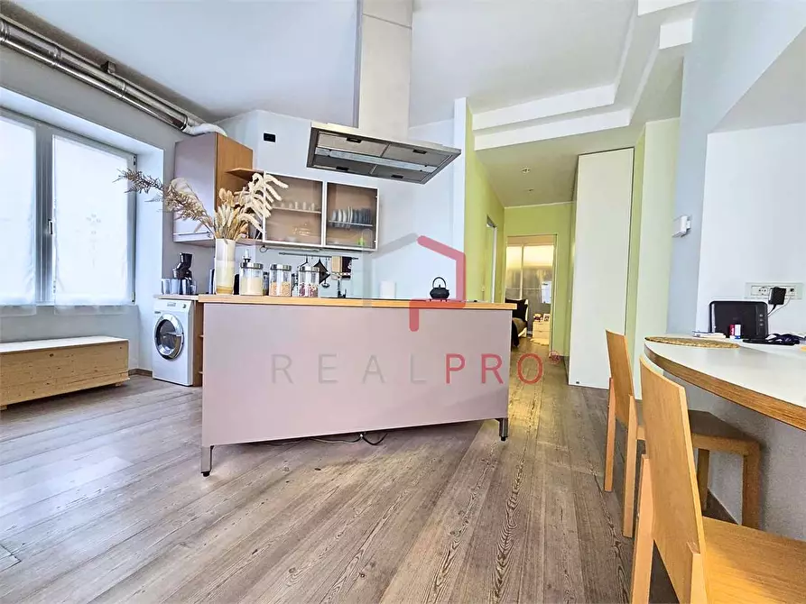 Immagine 3 di Trilocale in vendita  in via Cavour 1 a Bolzano