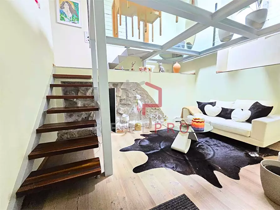 Immagine 8 di Trilocale in vendita  in via Cavour 1 a Bolzano