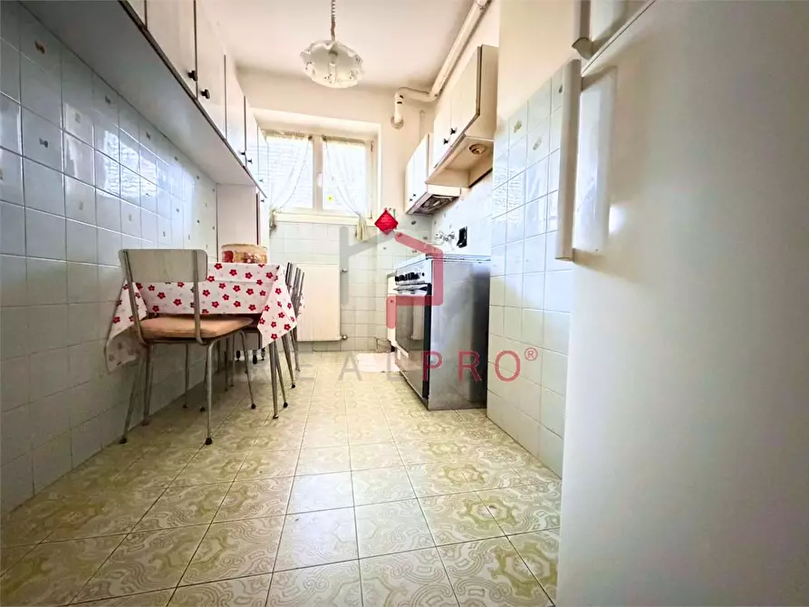 Immagine 7 di Trilocale in vendita  in Via Pietralba 2 a Bolzano