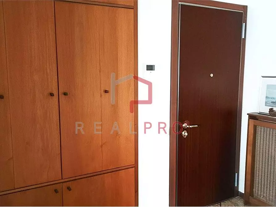 Immagine 12 di Quadrilocale in vendita  in via Alessandria  a Bolzano