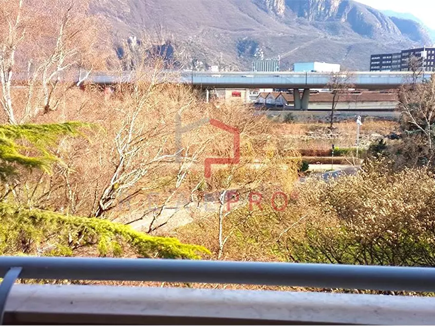 Immagine 1 di Quadrilocale in vendita  in via Alessandria  a Bolzano