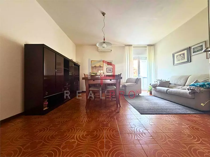 Immagine 3 di Quadrilocale in vendita  in via Parma  a Bolzano