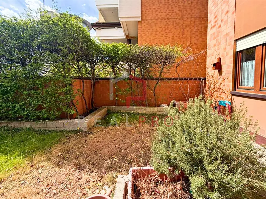 Immagine 14 di Trilocale in vendita  in Via Druso  a Bolzano