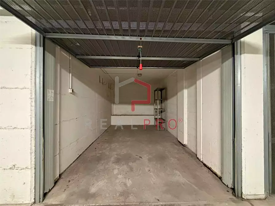 Immagine 17 di Trilocale in vendita  in Via Druso  a Bolzano