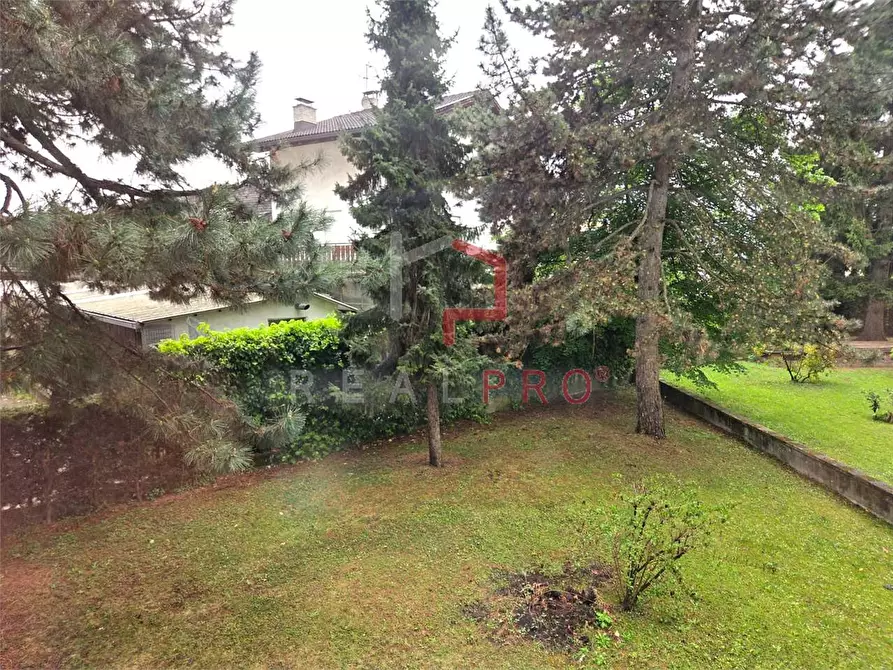 Immagine 11 di Trilocale in vendita  in Via Maso della Pieve  a Bolzano