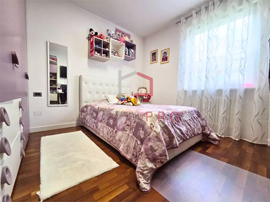 Immagine 5 di Quadrilocale in vendita  in Via Positano a Bolzano