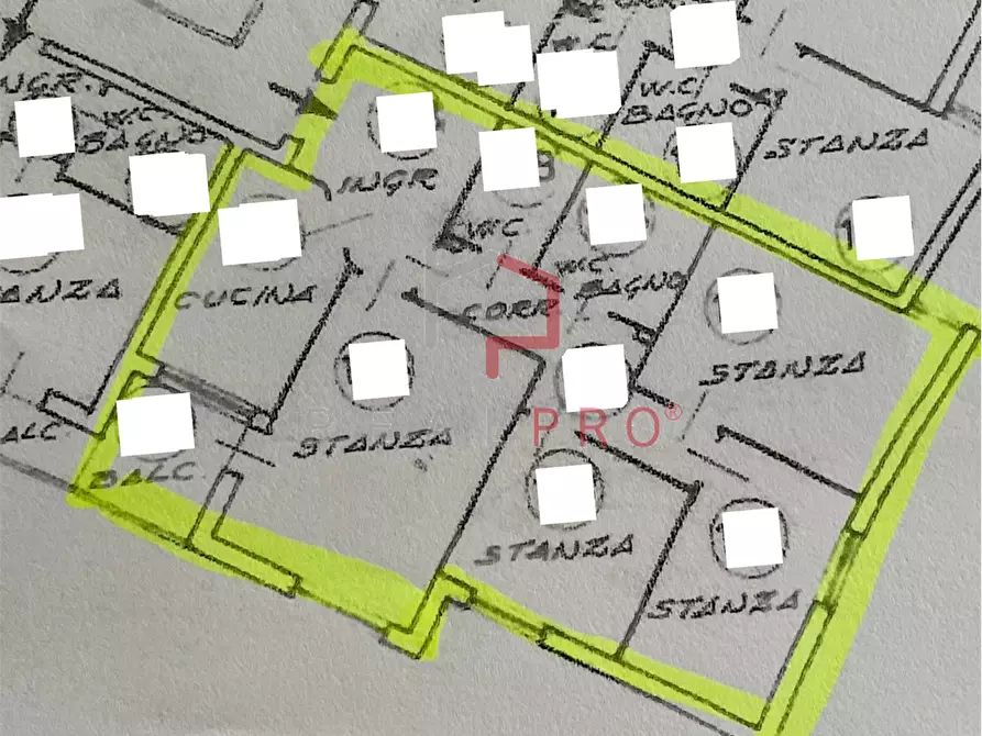 Immagine 13 di Quadrilocale in vendita  in Via Brennero  a Bolzano