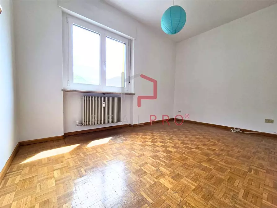 Immagine 5 di Quadrilocale in vendita  in Via Brennero  a Bolzano