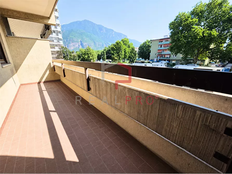 Immagine 1 di Quadrilocale in vendita  in Via Resia  a Bolzano