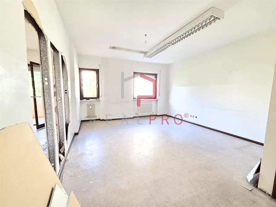 Immagine 3 di Quadrilocale in vendita  in Via Resia  a Bolzano