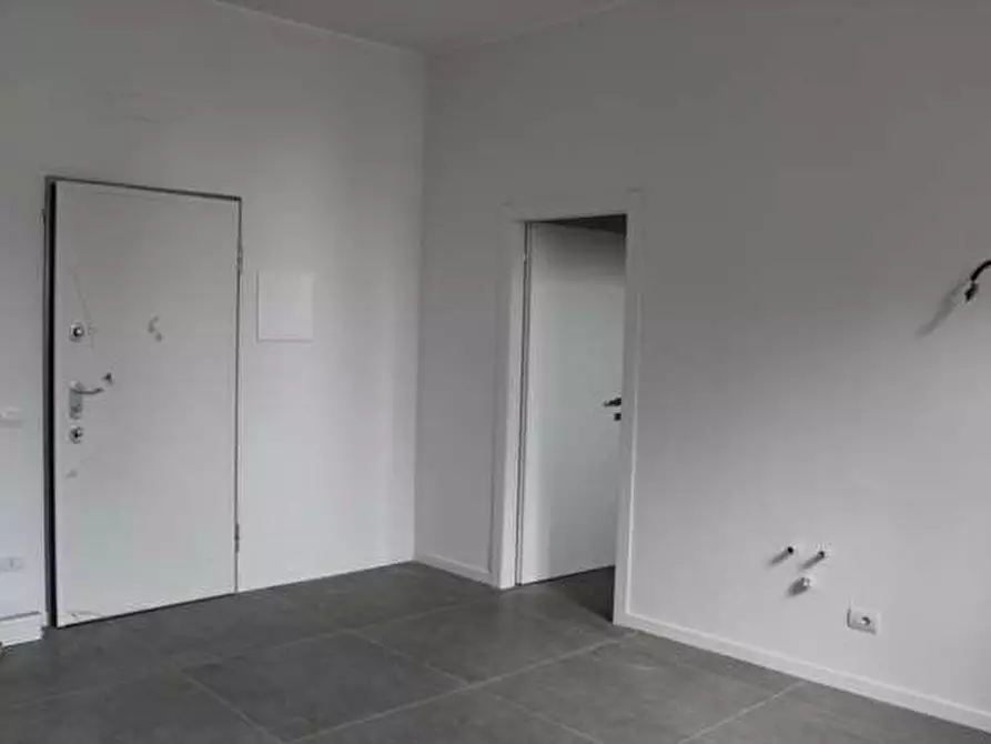 Immagine 5 di Ufficio in affitto  in Via Miani a Busto Arsizio