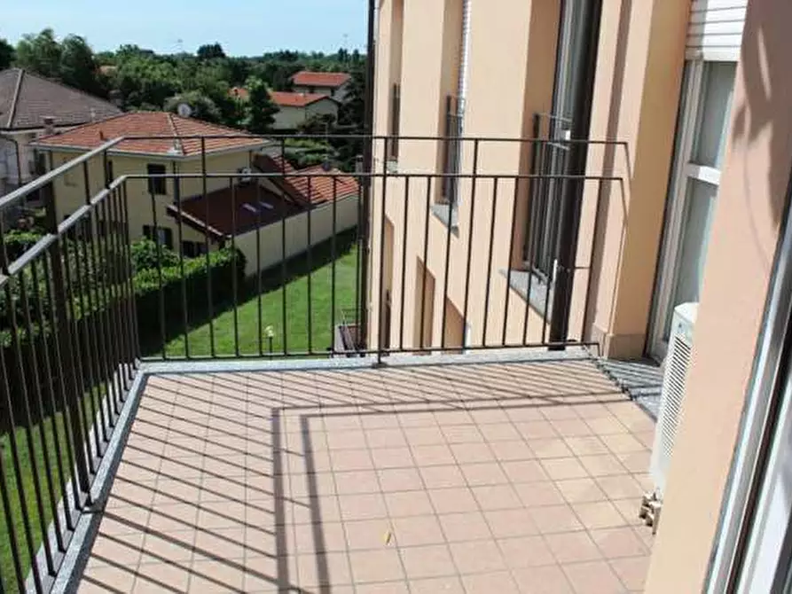 Immagine 10 di Bilocale in affitto  in via Biancardi a Busto Arsizio