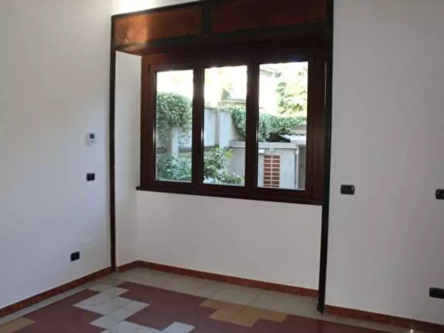 Immagine 4 di Trilocale in affitto  in Via Mameli a Busto Arsizio