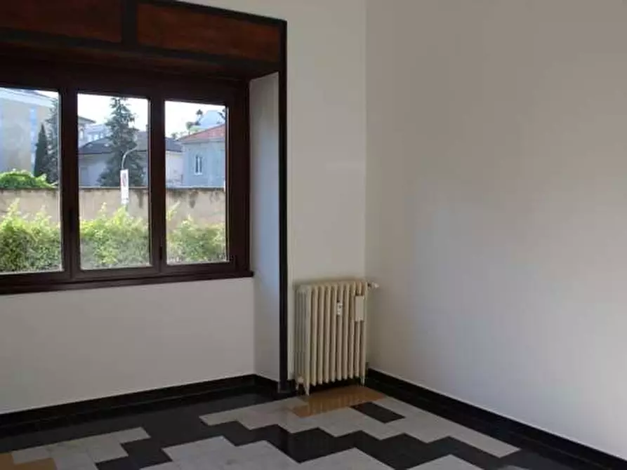 Immagine 7 di Trilocale in affitto  in Via Mameli a Busto Arsizio