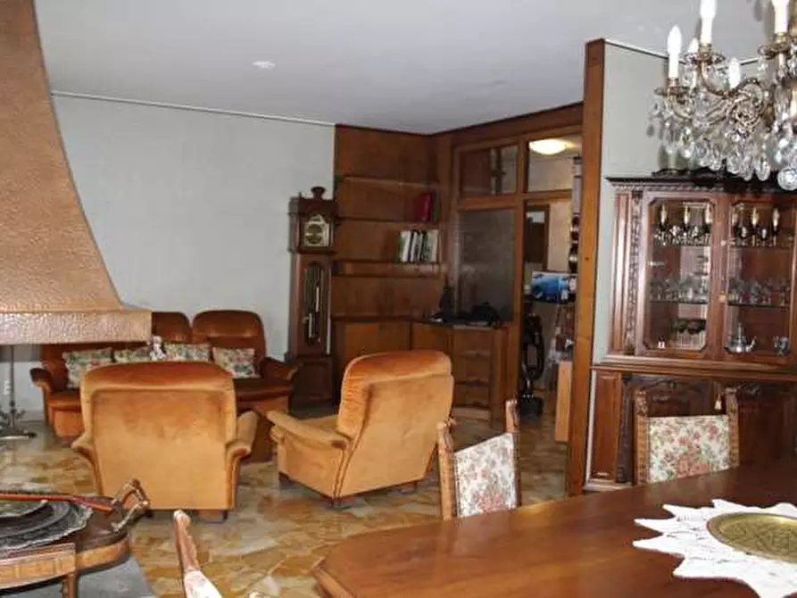 Immagine 2 di Appartamento in vendita  in Via Quintino Sella 17 a Busto Arsizio