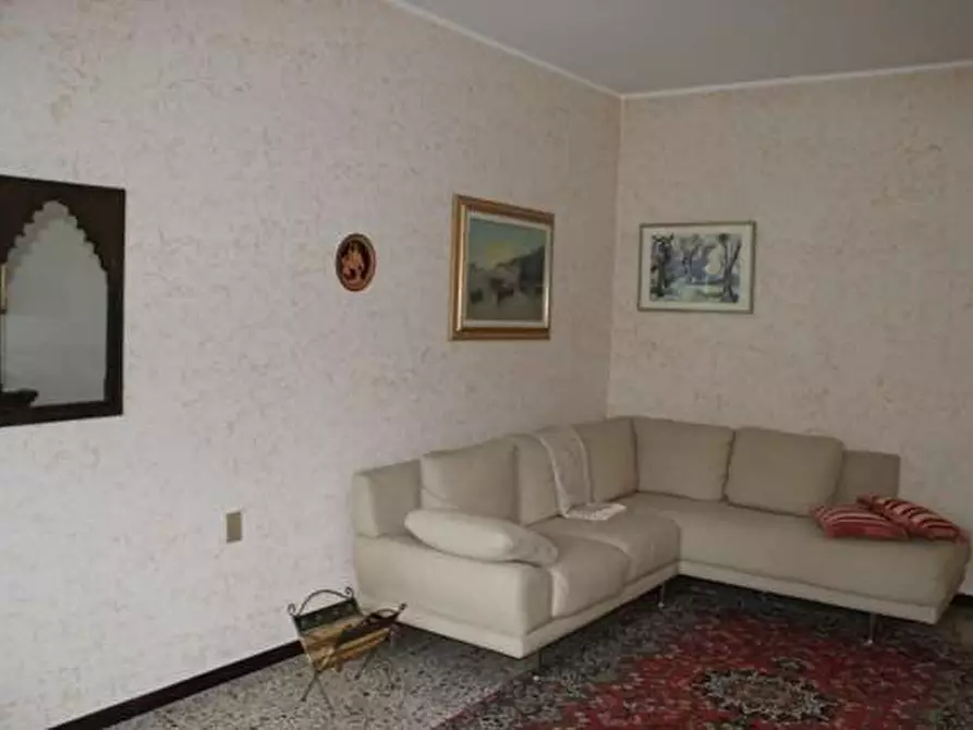 Immagine 3 di Bilocale in affitto  in via Marche a Gallarate