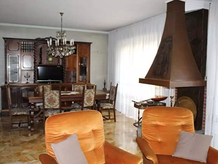 Immagine 3 di Appartamento in vendita  in Via Quintino Sella 17 a Busto Arsizio