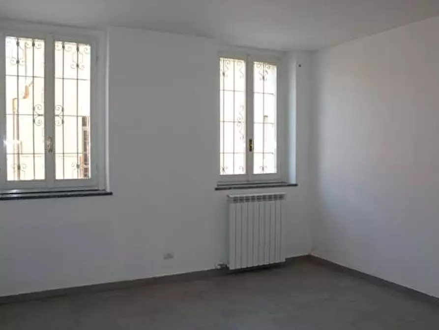 Immagine 2 di Bilocale in affitto  in Via Piazza mercato a Busto Garolfo