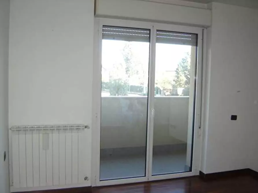Immagine 9 di Trilocale in affitto  in Viale Sabotino a Legnano