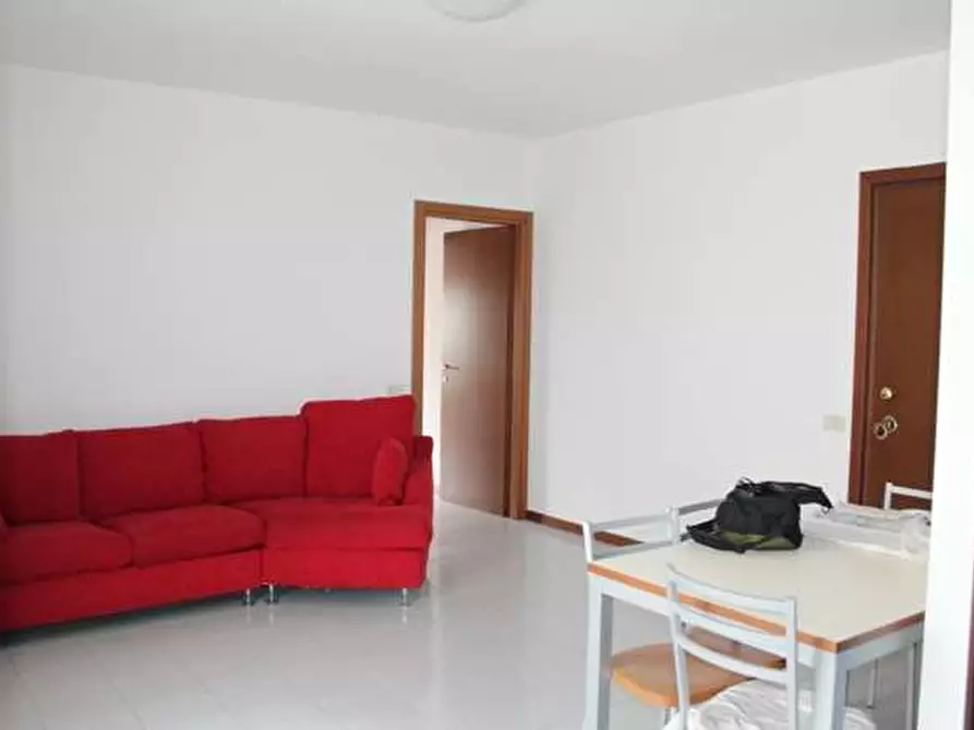 Immagine 2 di Bilocale in affitto  in Via Nazario Sauro a Legnano