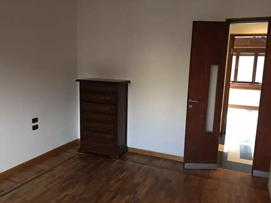 Immagine 9 di Trilocale in affitto  in Via mameli a Busto Arsizio