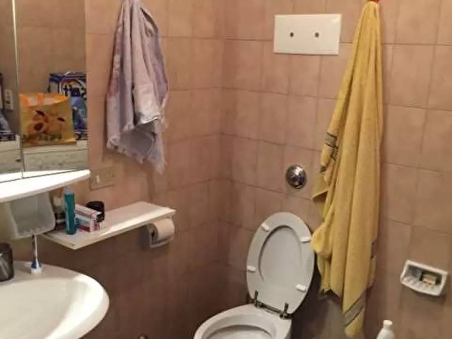 Immagine 8 di Bilocale in affitto  in Via Madonnina del Grappa 1 a Legnano