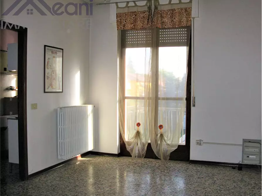 Immagine 11 di Stabile in vendita  in Via Ciro Menotti 5 a Opera