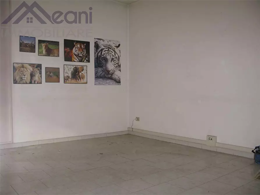 Immagine 7 di Stabile in vendita  in Via Ciro Menotti 5 a Opera