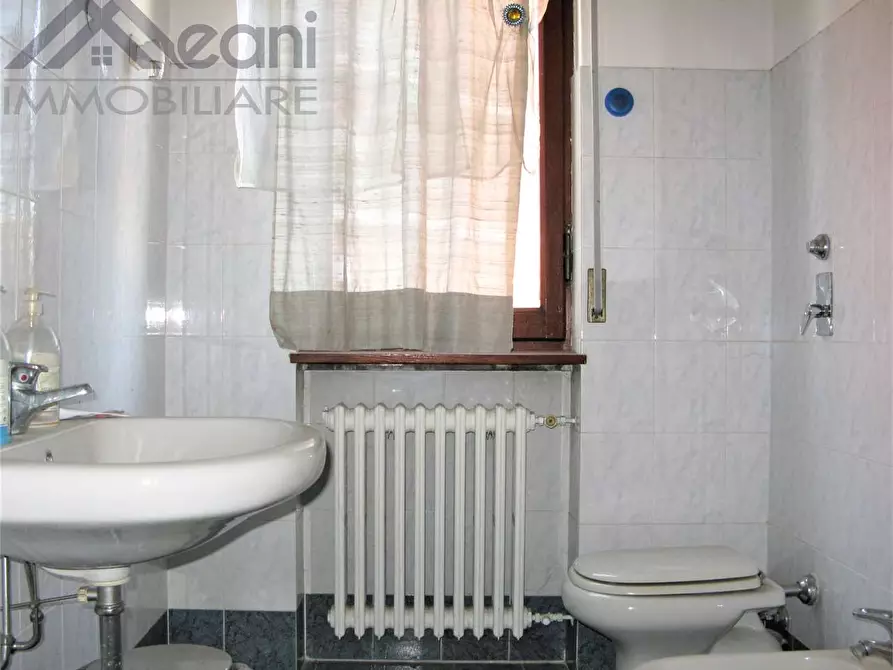 Immagine 15 di Stabile in vendita  in Via Ciro Menotti 5 a Opera