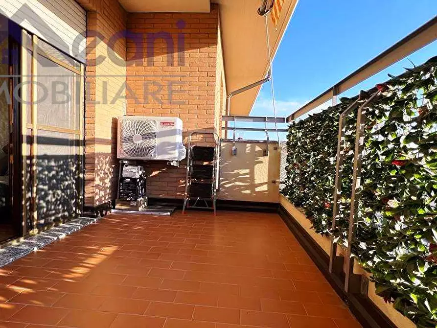 Immagine 20 di Appartamento in vendita  in VIA CAVALLI a Locate Di Triulzi