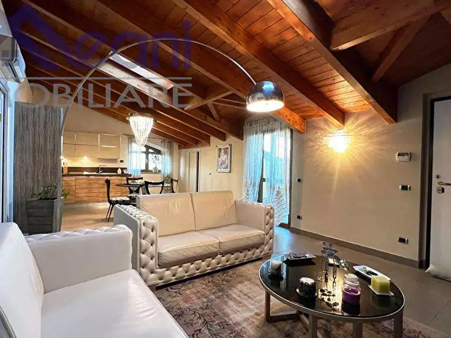 Immagine 3 di Appartamento in vendita  in Via Mazzini a Certosa Di Pavia