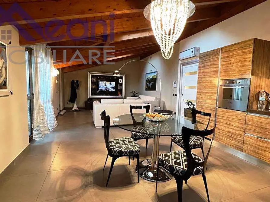 Immagine 10 di Appartamento in vendita  in Via Mazzini a Certosa Di Pavia