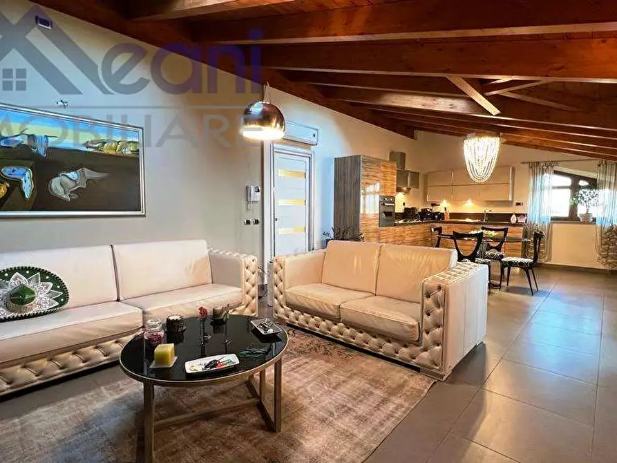 Immagine 2 di Appartamento in vendita  in Via Mazzini a Certosa Di Pavia