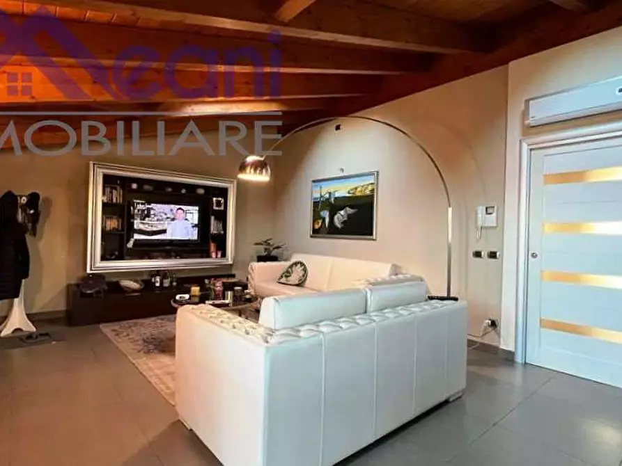 Immagine 4 di Appartamento in vendita  in Via Mazzini a Certosa Di Pavia