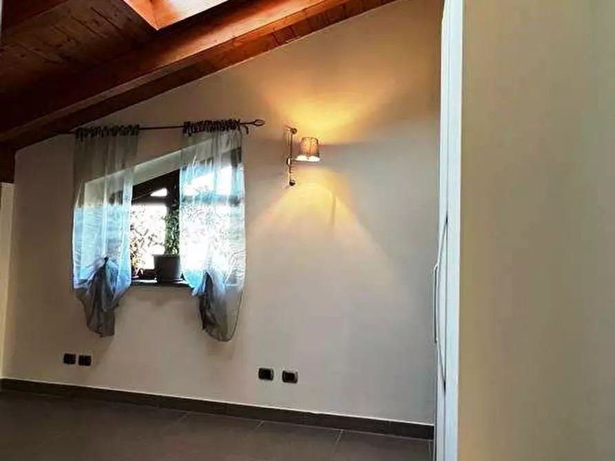 Immagine 15 di Appartamento in vendita  in Via Mazzini a Certosa Di Pavia