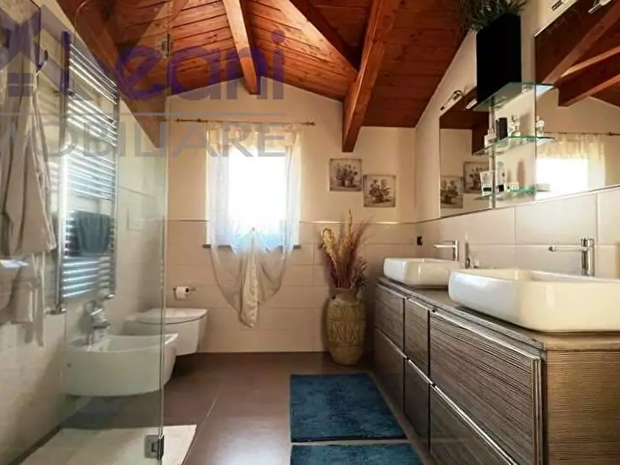 Immagine 16 di Appartamento in vendita  in Via Mazzini a Certosa Di Pavia