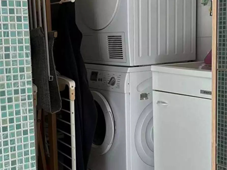 Immagine 24 di Appartamento in vendita  in Via Nilde Jotti 11/A a Locate Di Triulzi