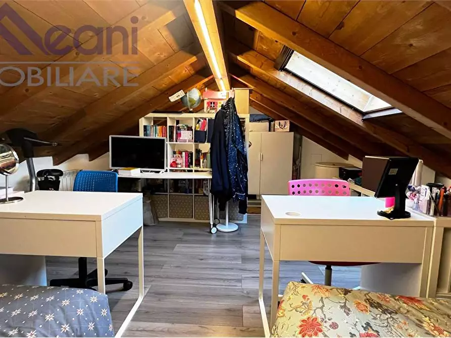 Immagine 22 di Appartamento in vendita  in Viale Carso 1 a Locate Di Triulzi