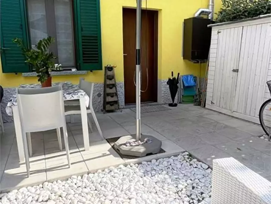 Immagine 25 di Appartamento in vendita  in Viale Carso 1 a Locate Di Triulzi