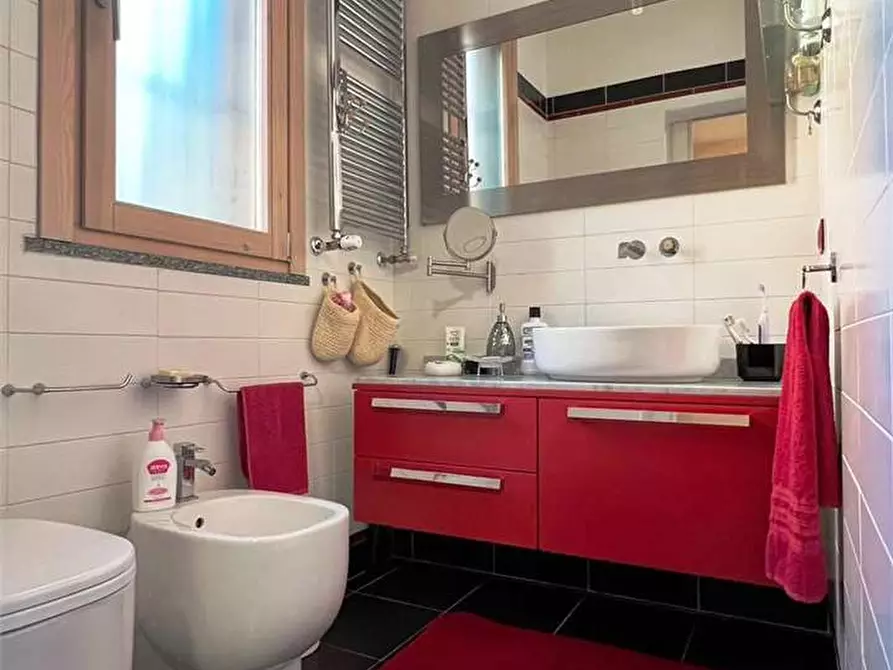 Immagine 26 di Villa in vendita  in Via Ripamonti a Milano