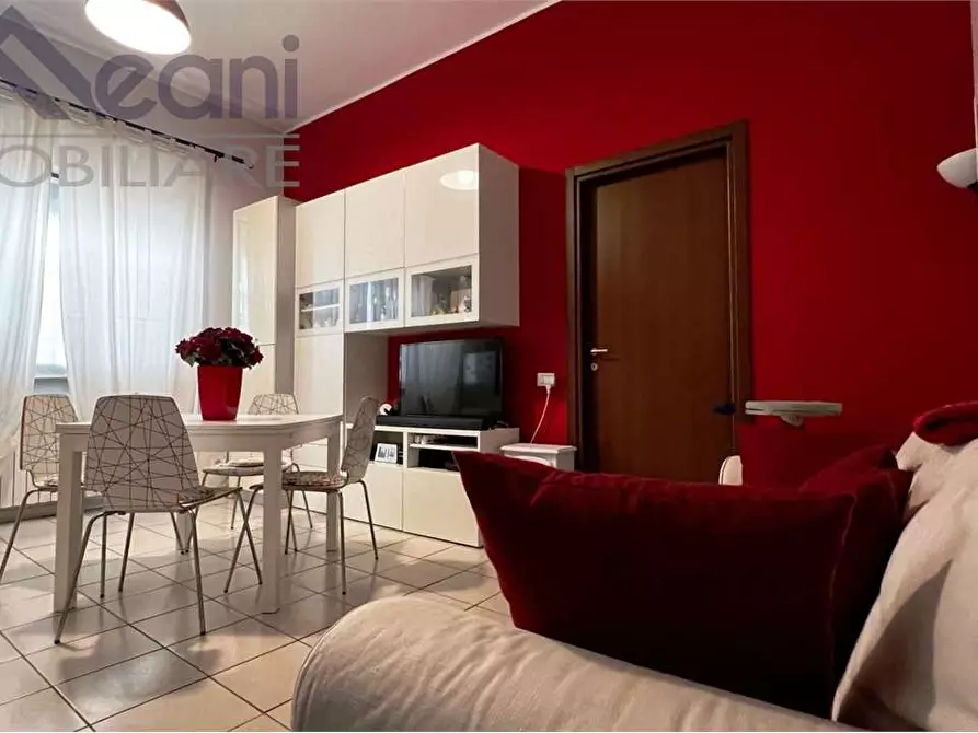Immagine 1 di Appartamento in vendita  in Via Dei Pini a Pieve Emanuele