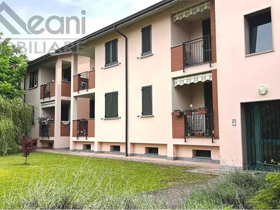 Immagine 22 di Appartamento in vendita  in Via Verdi a Certosa Di Pavia