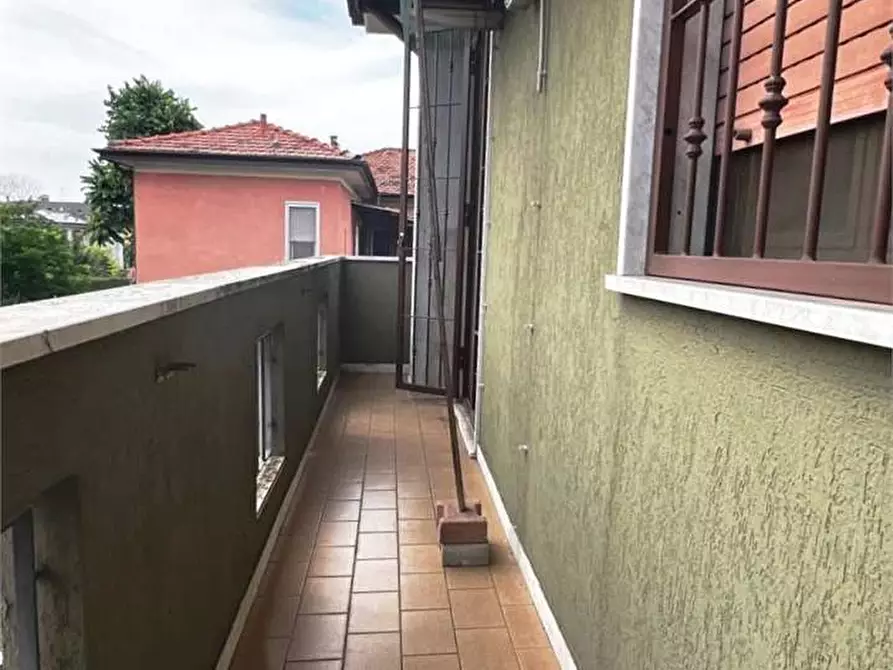 Immagine 34 di Casa bifamiliare in vendita  in Viale del Popolo a Pieve Emanuele